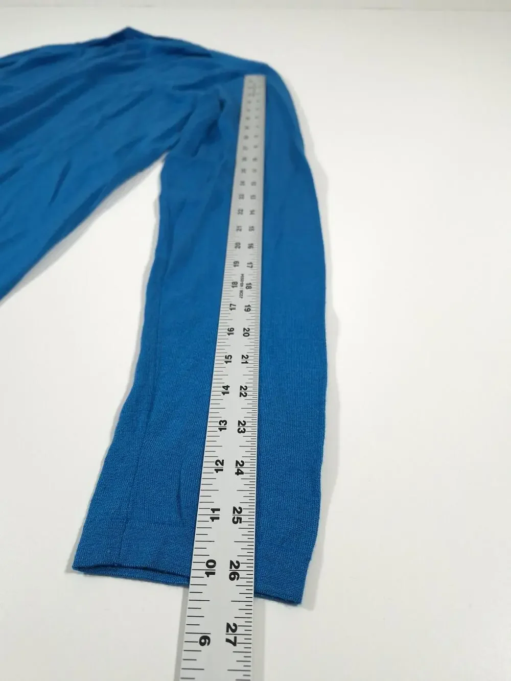 Gucci Sweater Mens M Blue V Neck Lightweight Knit Pullover Long Sleeve 50